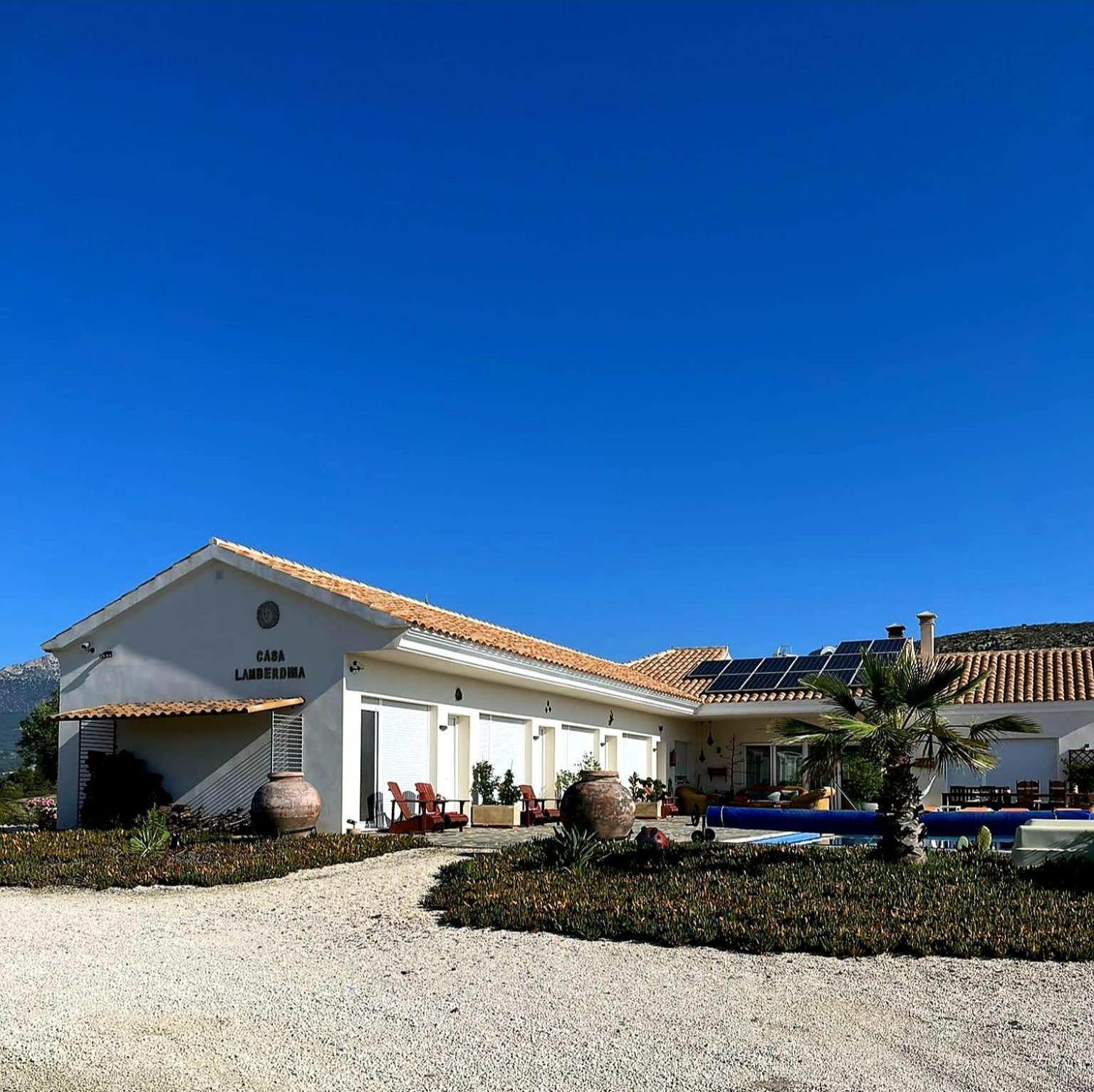 Bed and Breakfast Casa Lamberdina Fuensanta  Экстерьер фото