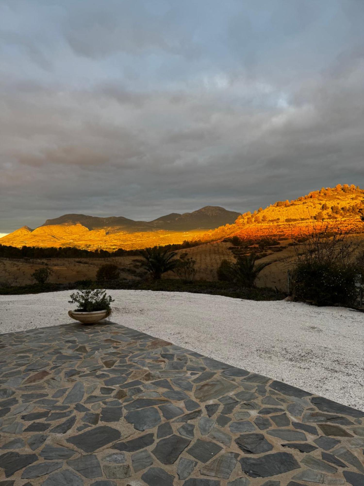 Bed and Breakfast Casa Lamberdina Fuensanta  Экстерьер фото